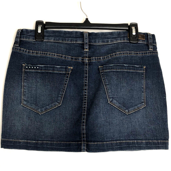 Blank NYC Jean Skirt Women's Denim Dark Wash Size 28 Mini Length - Picture 4 of 8